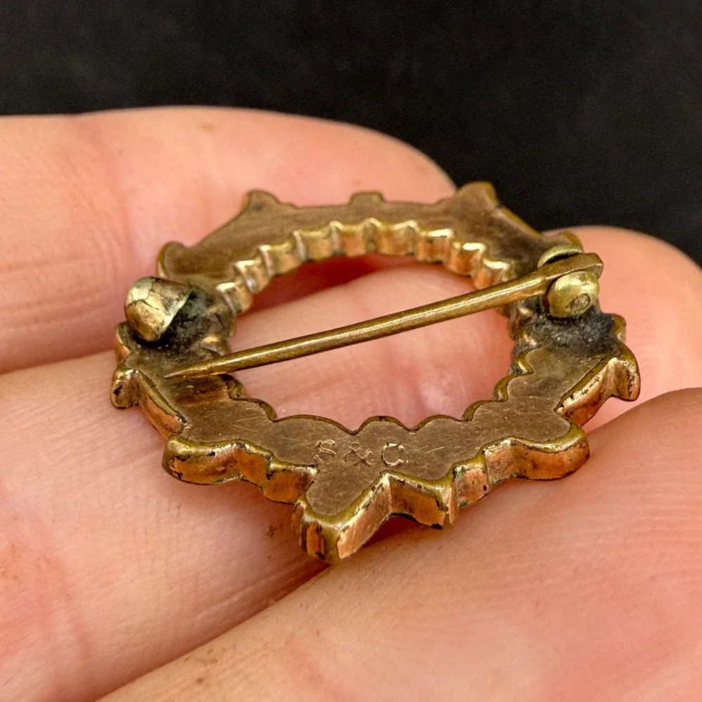 Vintage Victorian Brooch Gold Filled Floral Wreath Scroll Scalloped Edge